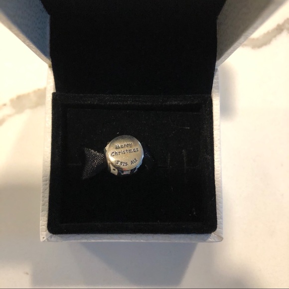 PANDORA REINDEER CHARM - Picture 3 of 5